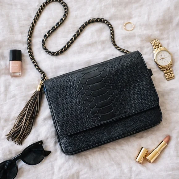 Aimee Kestenberg Black Crossbody Bag - Picture 4 of 8